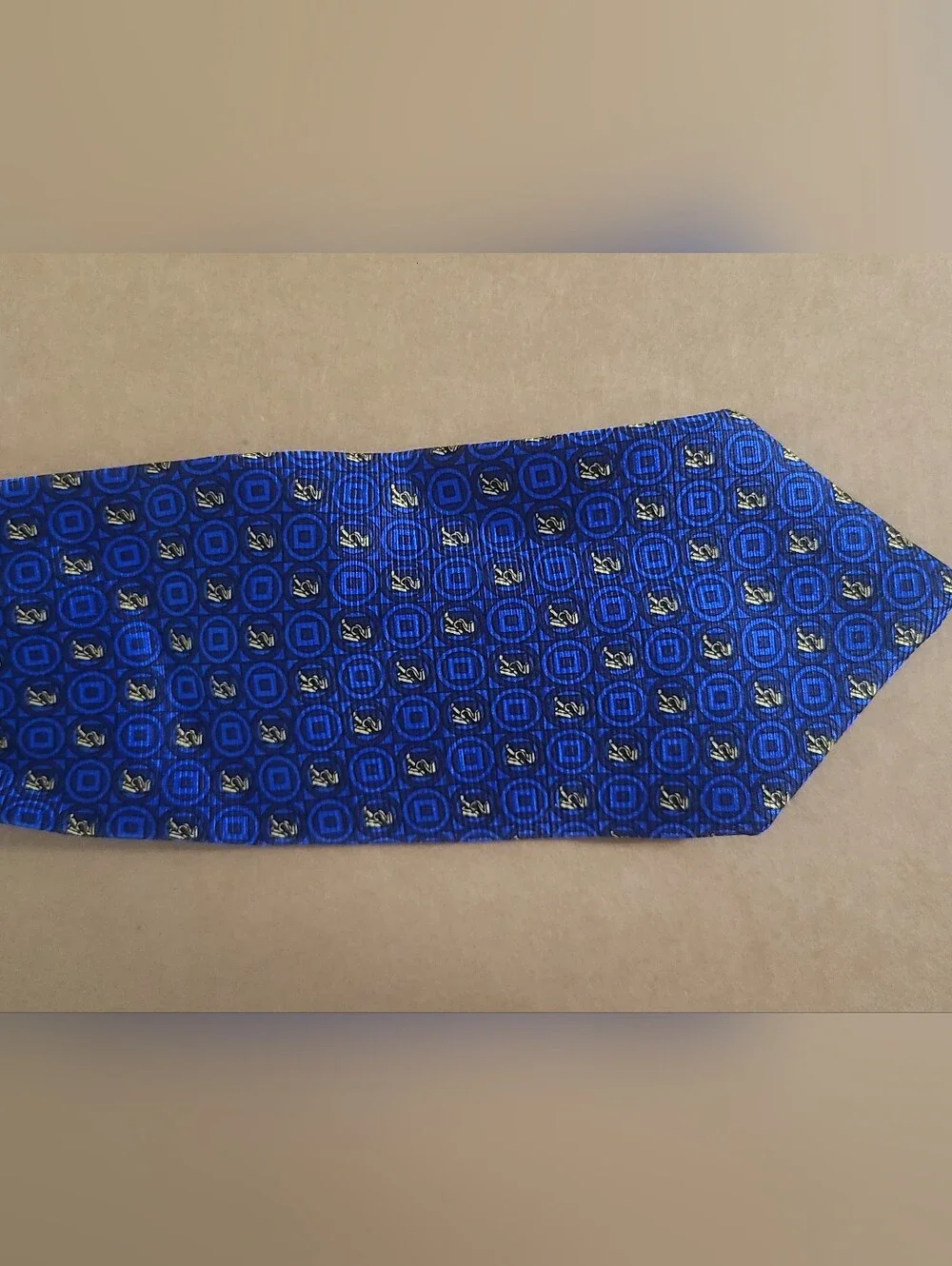 Versace V2 Rare Vintage Tie 100% Silk Designer V2 Logo Blue Geometric Italy